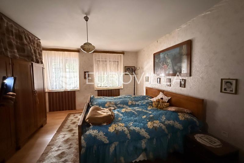 Vinkovci, Centrum, Huis van 211 m² op 740 m² Grond - 8