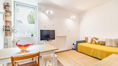 Zagreb, Crnomerec spårvagnsterminal, Ilica, enrumslägenhet, 30 m²