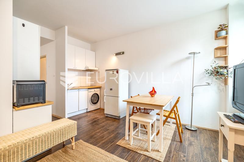 Zagreb, Crnomerec trikketerminal, Ilica, ettromsleilighet, 30 m² - 2
