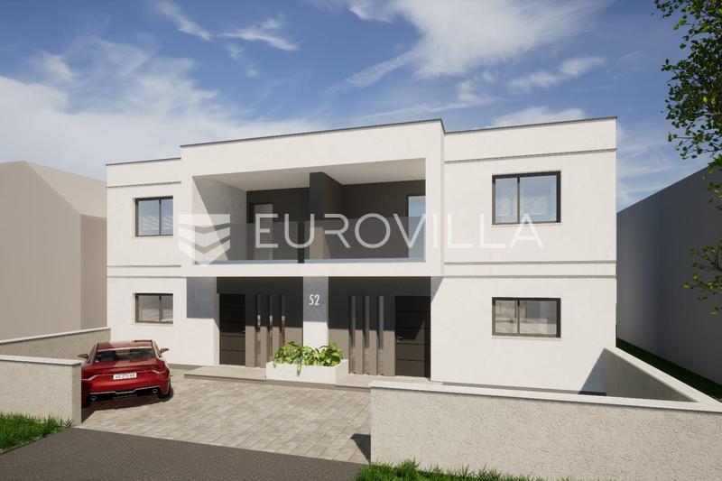 Slavonski Brod, Kolonija – four-room, two-storey apartment, with a private garden, 163,32 m²