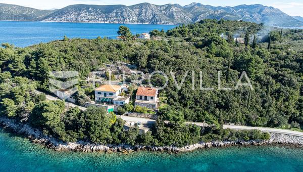 Otok Korčula, Račišće, građevinsko zemljište, prvi red do mora