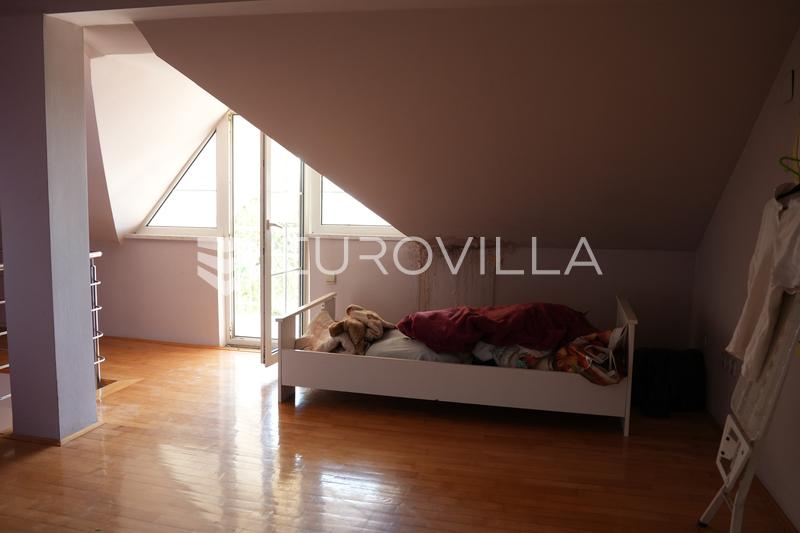 Vinkovci, Centrum, dům 655 m² - 15