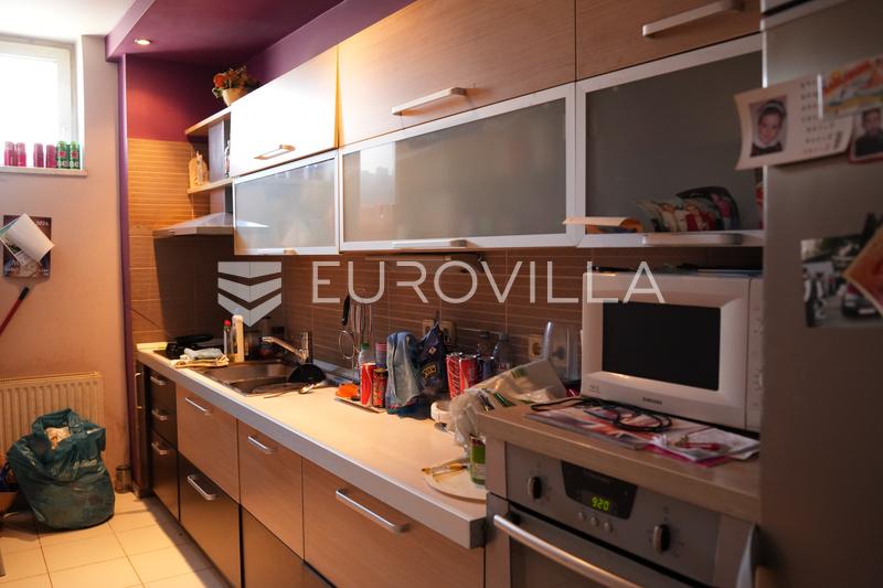 Vinkovci, Centrum, dům 655 m² - 8