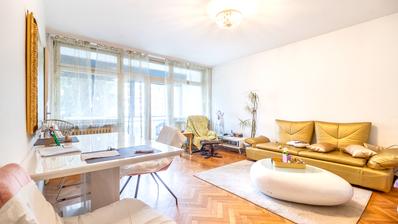 Zagreb, Maksimir, rummelig fireværelses lejlighed på 108 m²